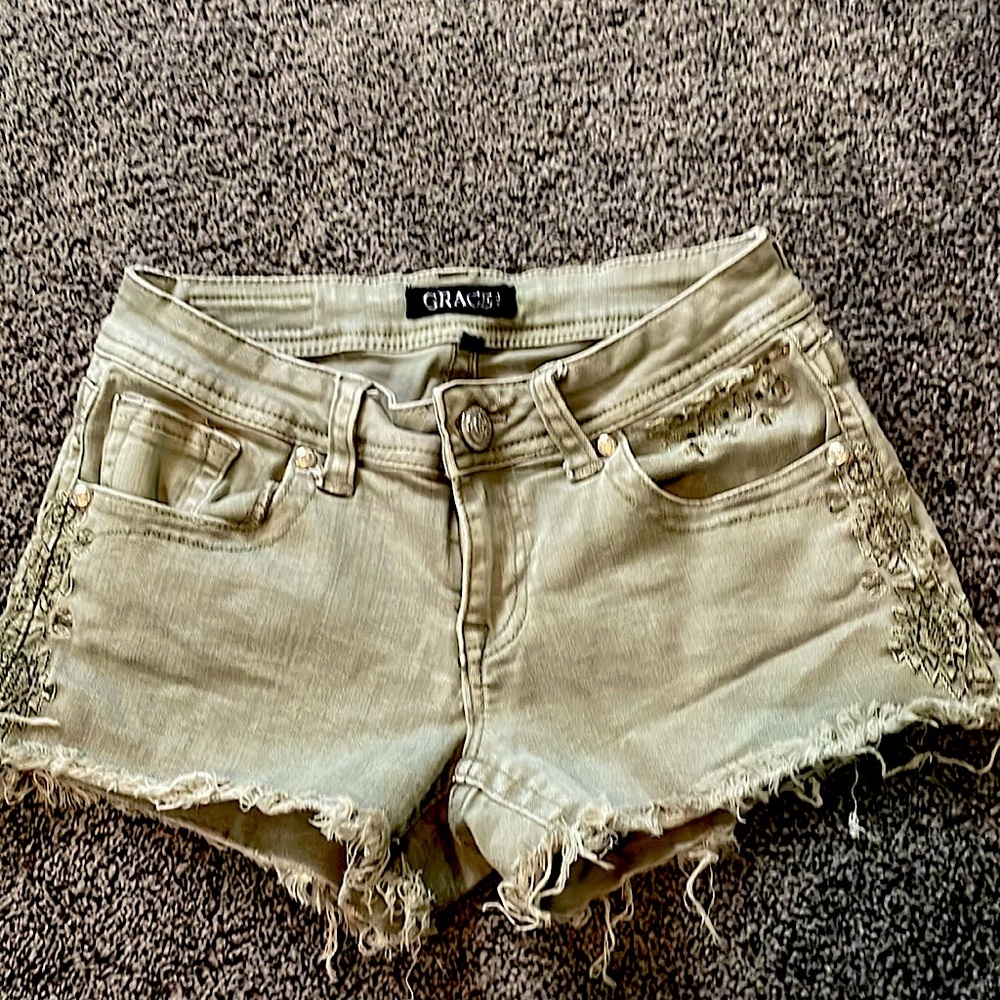 Green Grace in LA shorts